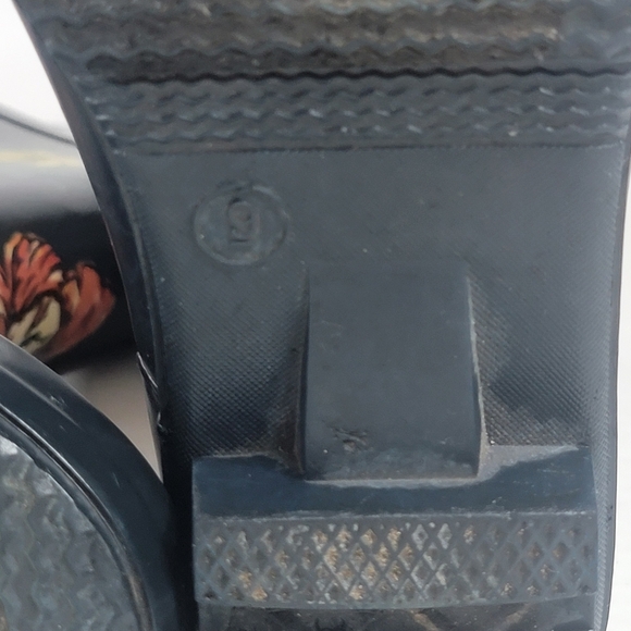 Target Rain Black & Floral Boots Size 9 - Picture 6 of 9
